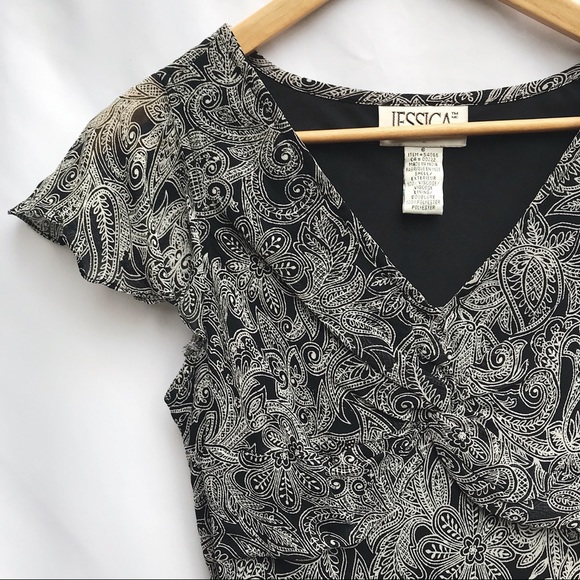 Printed Maxi Dress - Picture 3 of 16